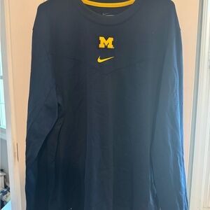 Nike University of Michigan Pullover